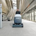 Nilfik BA751 scrubber dryer train station